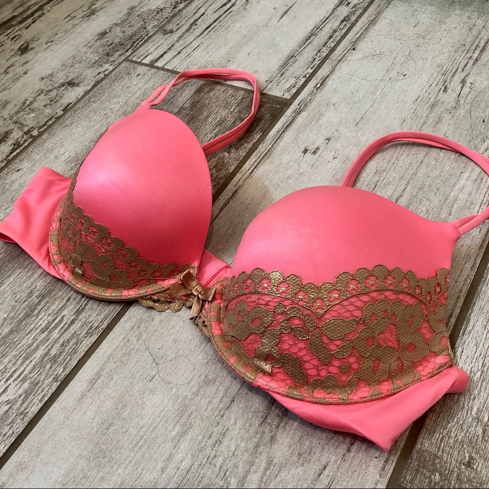 Victoria’s Secret Very Sexy Push Up Bra